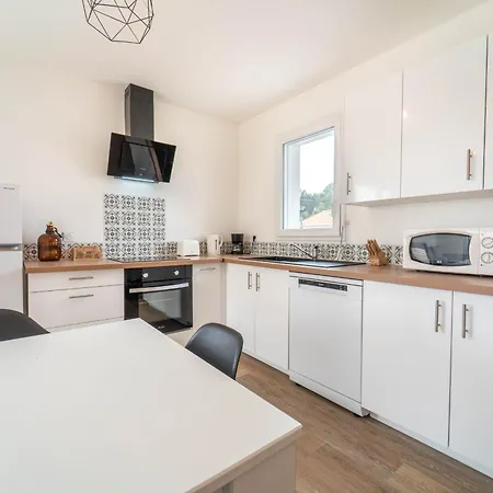 Holiday home Maison Neuve Pour 4 Personnes Proche Mimizan - Climatisation Incluse - Fr-1-50-169 *